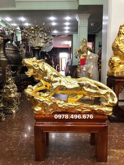 Quà tặng tết hổ mạ dát vàng 9999 cỡ lớn - Biếu tặng sếp, cấp trên để bàn làm việc